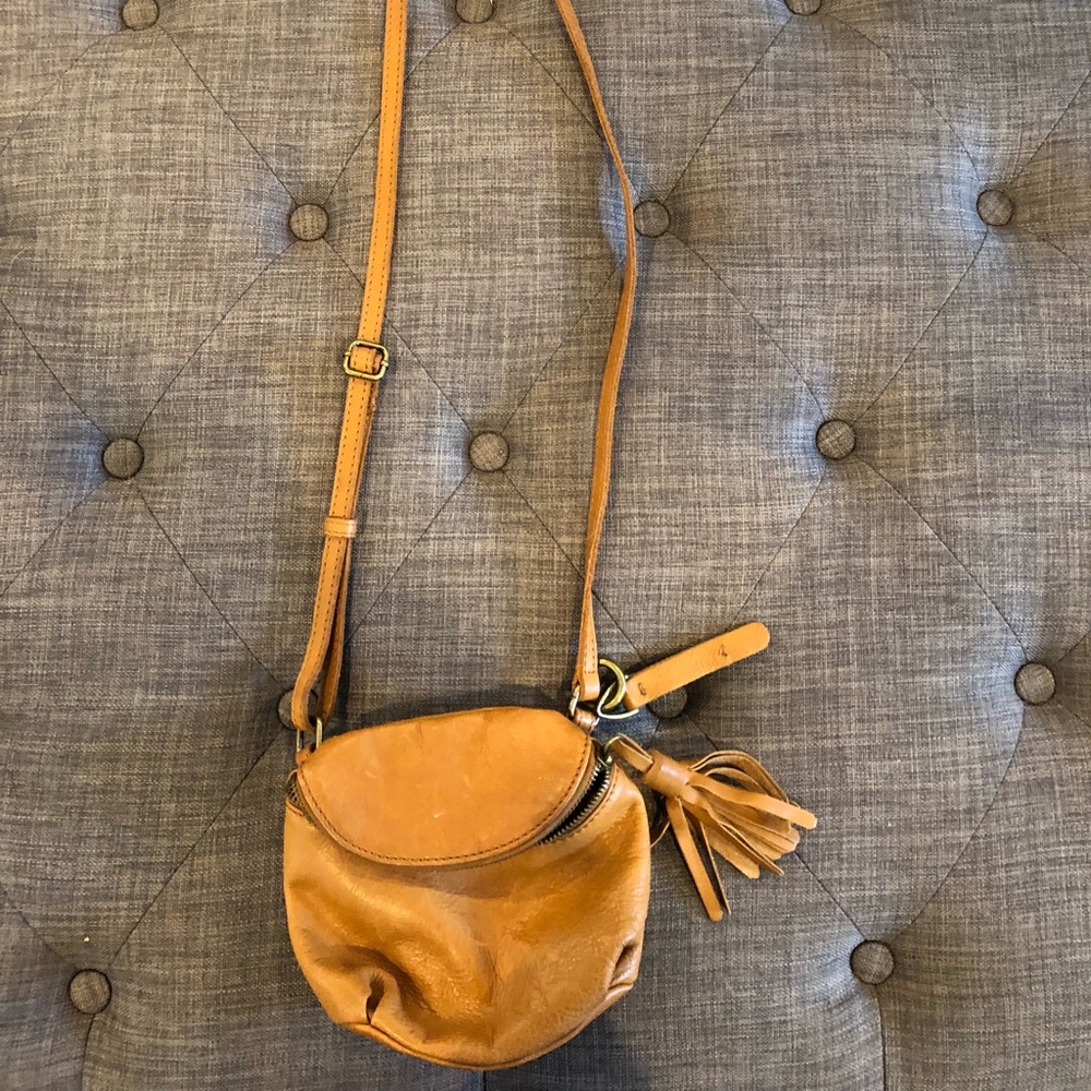 Lucky Brand Leather Crossbody bag